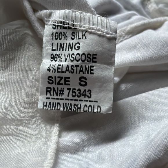 Via Signora silk so lightweight and comfy delicate colors floral print lined - Picture 5 of 5